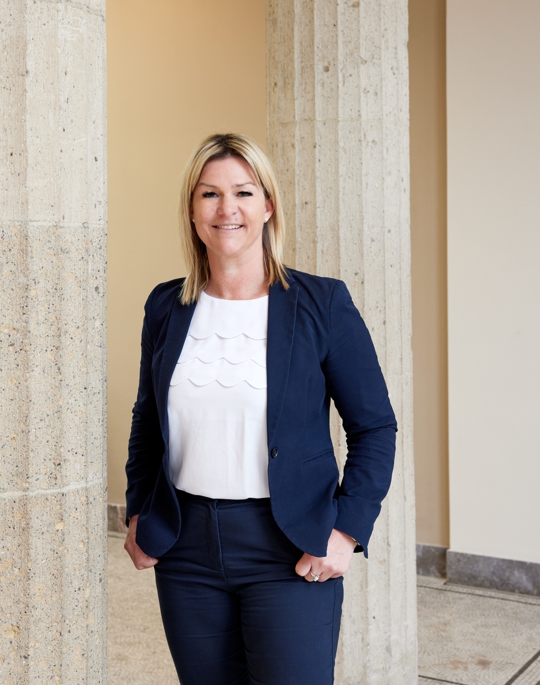 Frau Hillebrand Portrait 20260428 29